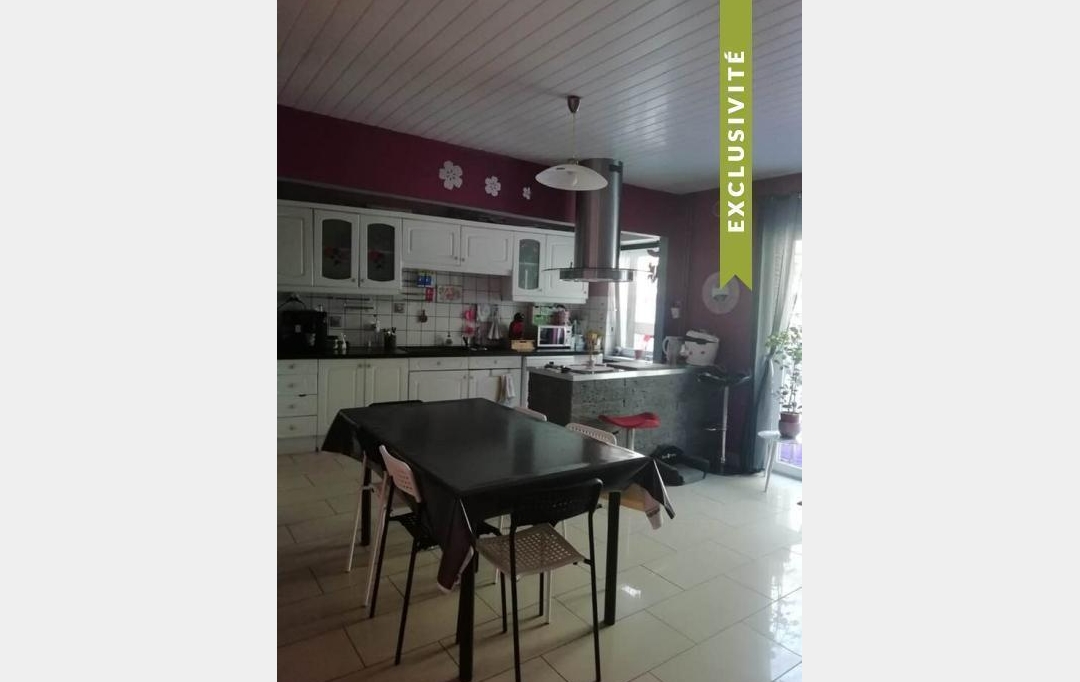 Agence immobilière MB : Maison / Villa | PETITE-ROSSELLE (57540) | 240 m2 | 130 000 € 