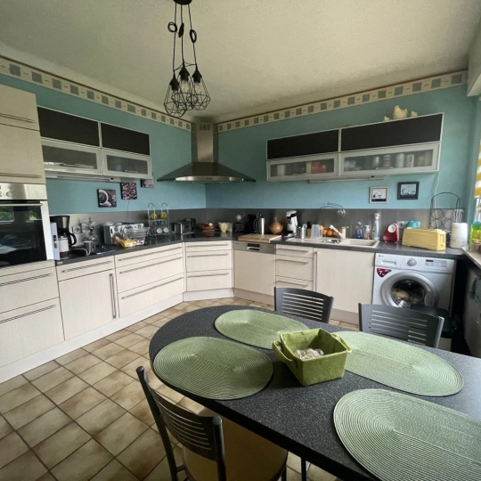  AGENCE IMMOBILIERE MB : House | FREYMING-MERLEBACH (57800) | 171 m2 | 174 000 € 