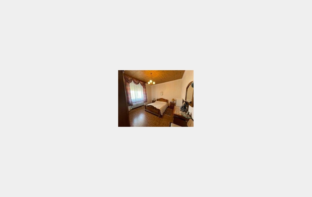 AGENCE IMMOBILIERE MB : Maison / Villa | STIRING-WENDEL (57350) | 165 m2 | 152 000 € 