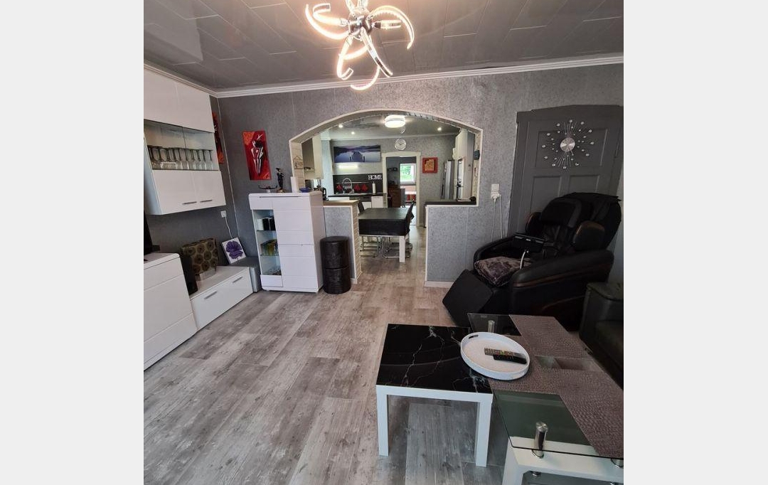 AGENCE IMMOBILIERE MB : Maison / Villa | SPICHEREN (57350) | 219 m2 | 189 000 € 
