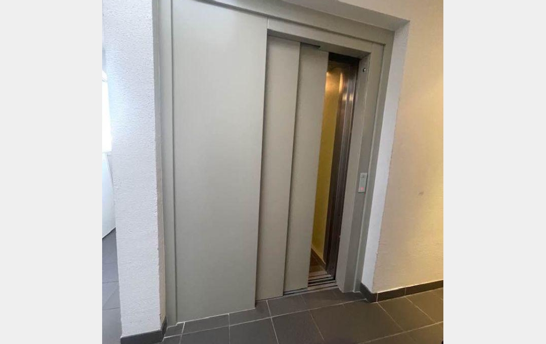 AGENCE IMMOBILIERE MB : Appartement | STIRING-WENDEL (57350) | 64 m2 | 110 000 € 