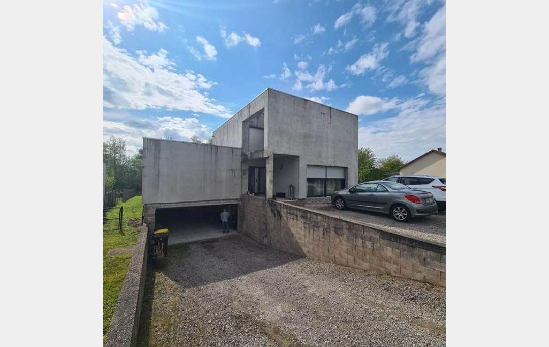 AGENCE IMMOBILIERE MB : House | COCHEREN (57800) | 186 m2 | 310 000 € 