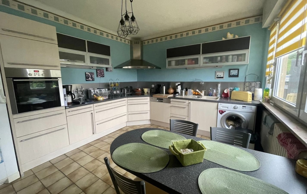 AGENCE IMMOBILIERE MB : House | FREYMING-MERLEBACH (57800) | 171 m2 | 174 000 € 