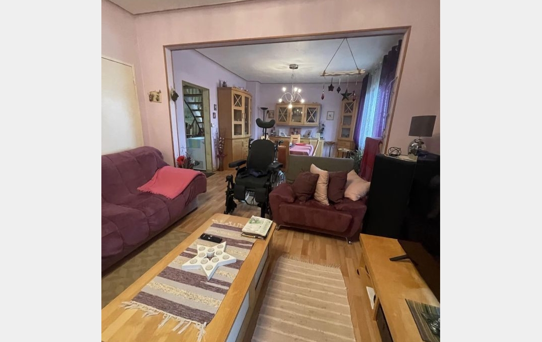 AGENCE IMMOBILIERE MB : House | FREYMING-MERLEBACH (57800) | 171 m2 | 174 000 € 