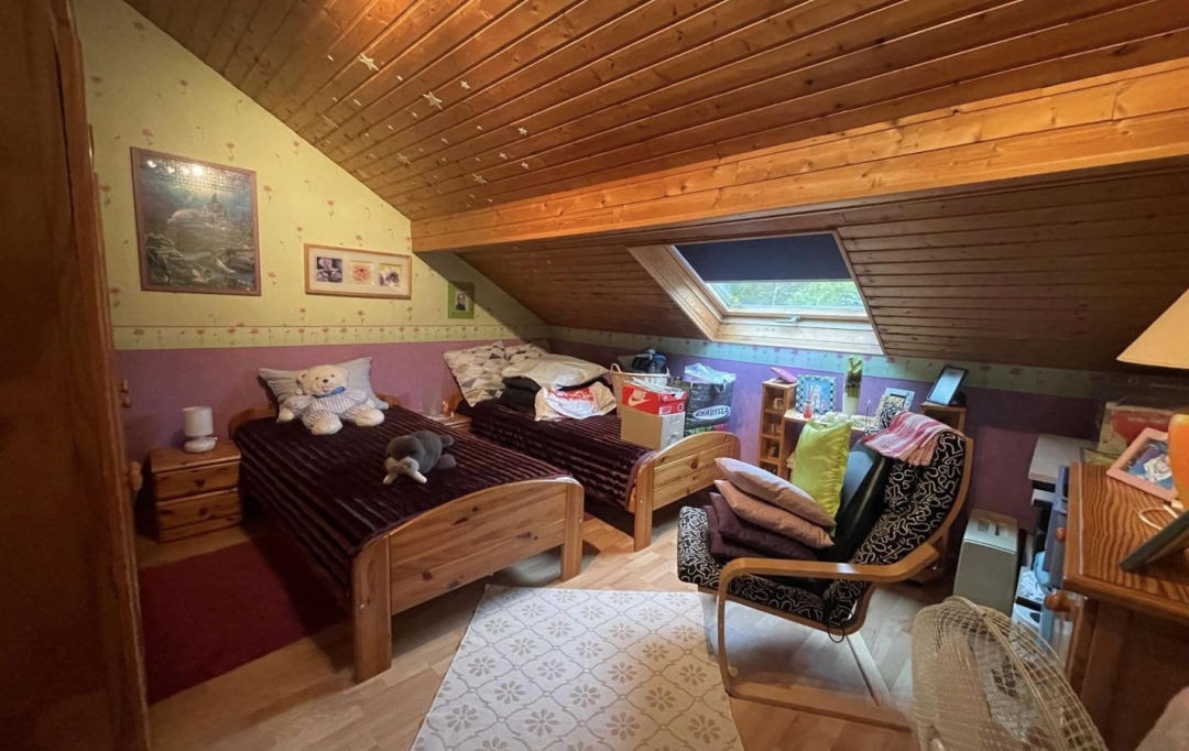 AGENCE IMMOBILIERE MB : House | FREYMING-MERLEBACH (57800) | 171 m2 | 174 000 € 