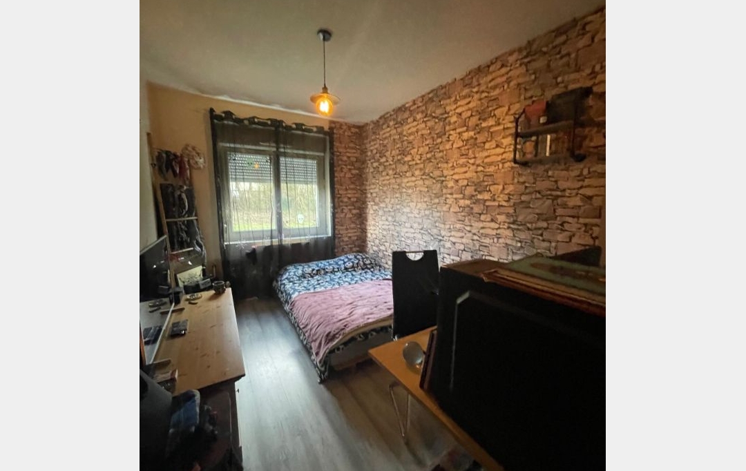 AGENCE IMMOBILIERE MB : Appartement | PETITE-ROSSELLE (57540) | 82 m2 | 59 000 € 