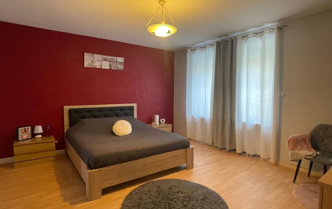 AGENCE IMMOBILIERE MB : Maison / Villa | CREUTZWALD (57150) | 176 m2 | 209 000 € 