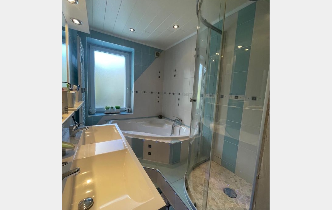 AGENCE IMMOBILIERE MB : Maison / Villa | CREUTZWALD (57150) | 176 m2 | 209 000 € 