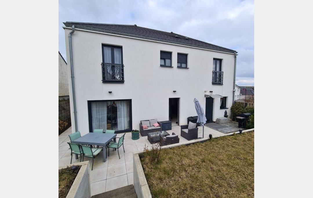 AGENCE IMMOBILIERE MB : House | THEDING (57450) | 185 m2 | 349 000 € 