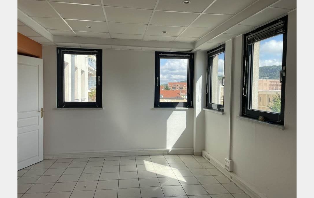 AGENCE IMMOBILIERE MB : Office | FORBACH (57600) | 98 m2 | 169 000 € 
