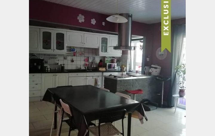 Maison de ville PETITE-ROSSELLE 240 m2 135 000 € Maison de ville PETITE-ROSSELLE 240 m2 135 000 €