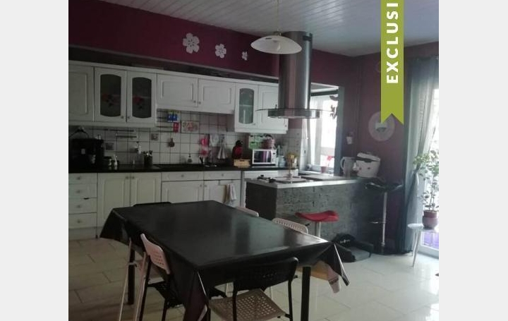 Maison de ville   PETITE-ROSSELLE  240 m2 130 000 € 