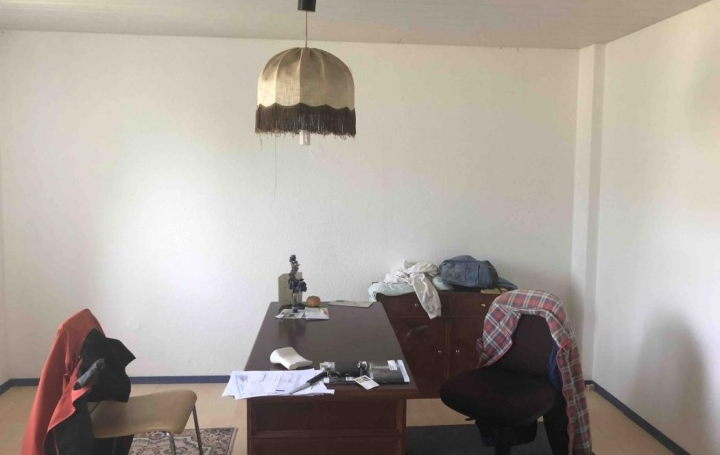 AGENCE IMMOBILIERE MB : House | PUTTELANGE-AUX-LACS (57510) | 203 m2 | 100 000 € 