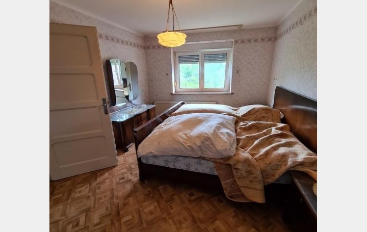 AGENCE IMMOBILIERE MB : House | FOLKLING (57600) | 200 m2 | 117 000 € 
