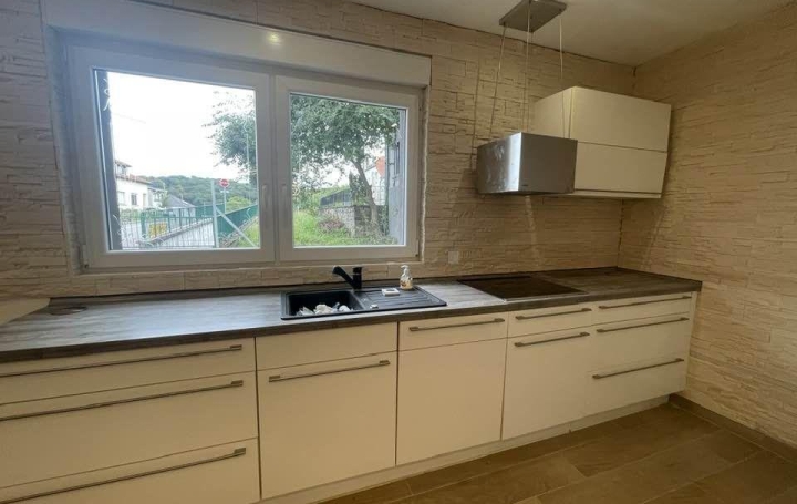 Maison OETING 118 m2 169 000 € Maison OETING 118 m2 169 000 €