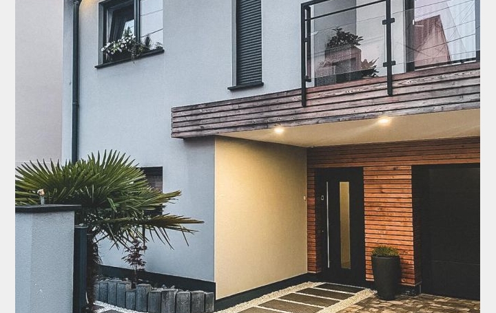 Villa   FORBACH  155 m2 449 000 € 